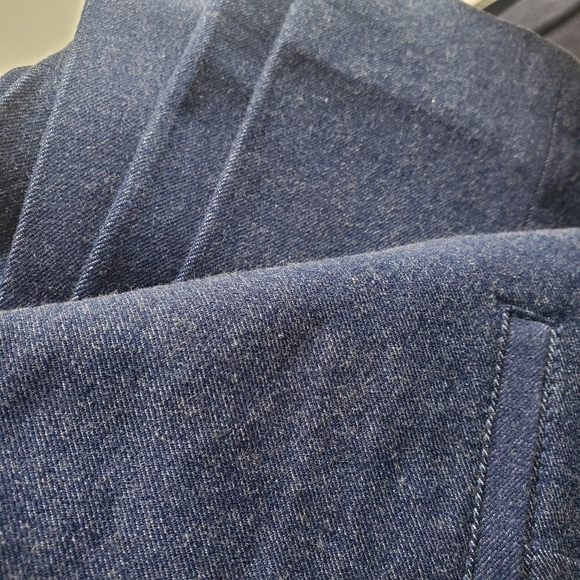 Banana Republic Sloan size 0P - Picture 9 of 9